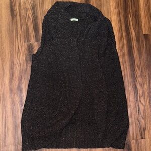 Maurice’s Black Sleeveless Knit cardigan. M